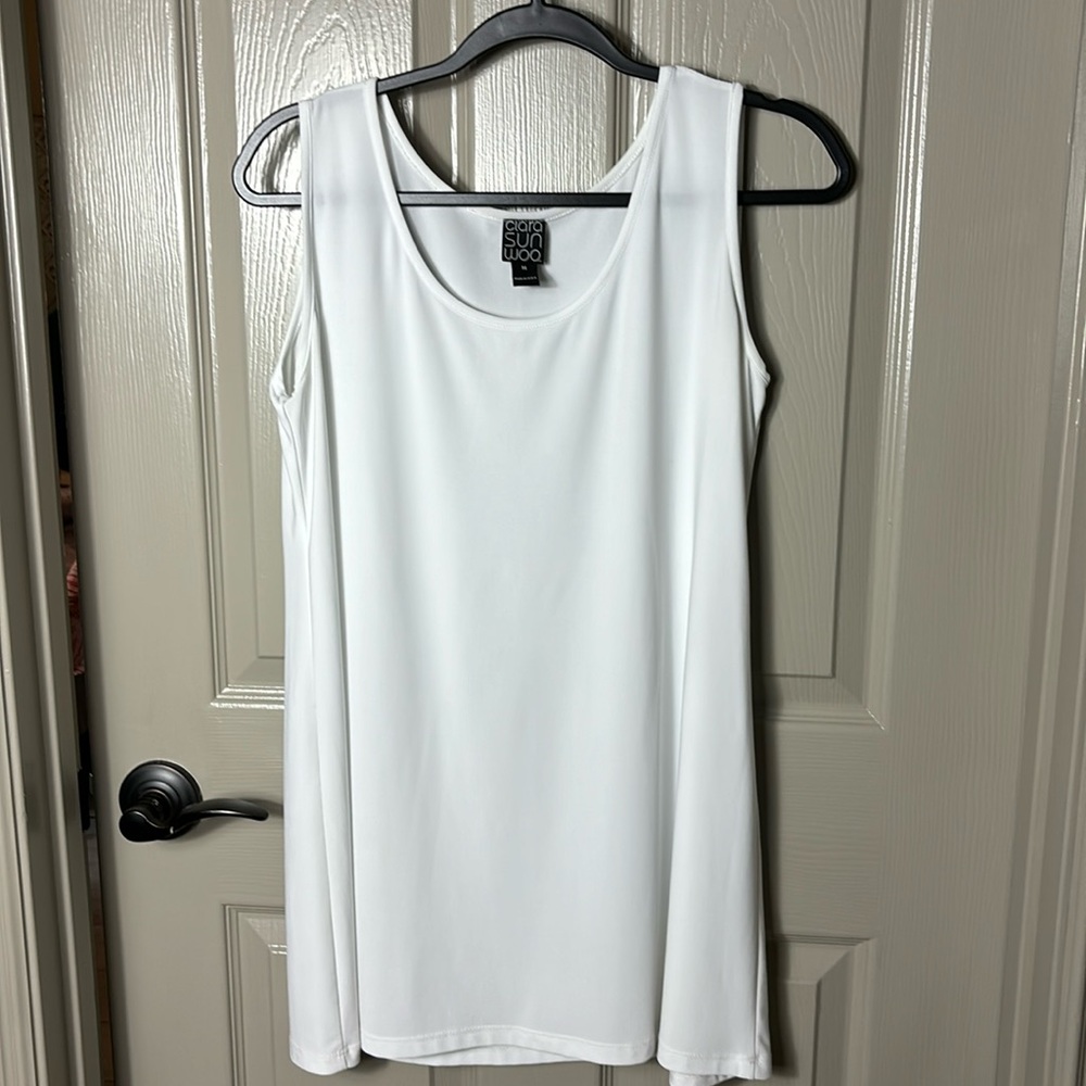 Clara Sun Woo sz Med A-line white tank tunic. EUC